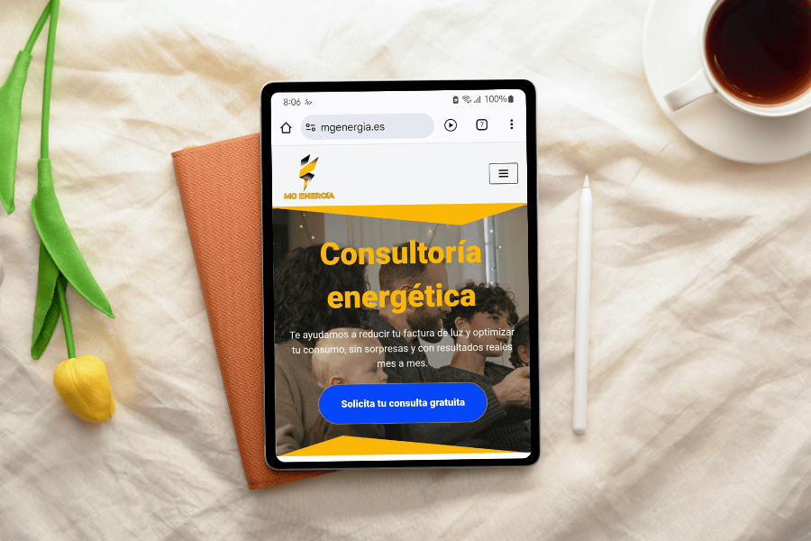 Rediseño web y posicionamiento local para la consultoría energética MG Energía mostrado en tablet